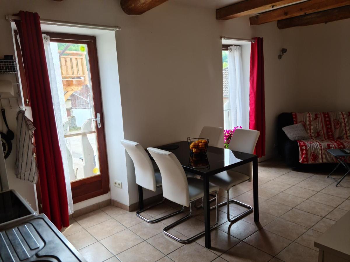 Cervens Appartement Route De Cursinges المظهر الخارجي الصورة